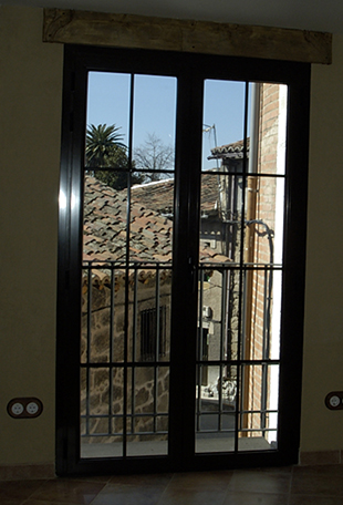 Detalle del balcón de Rebollares I